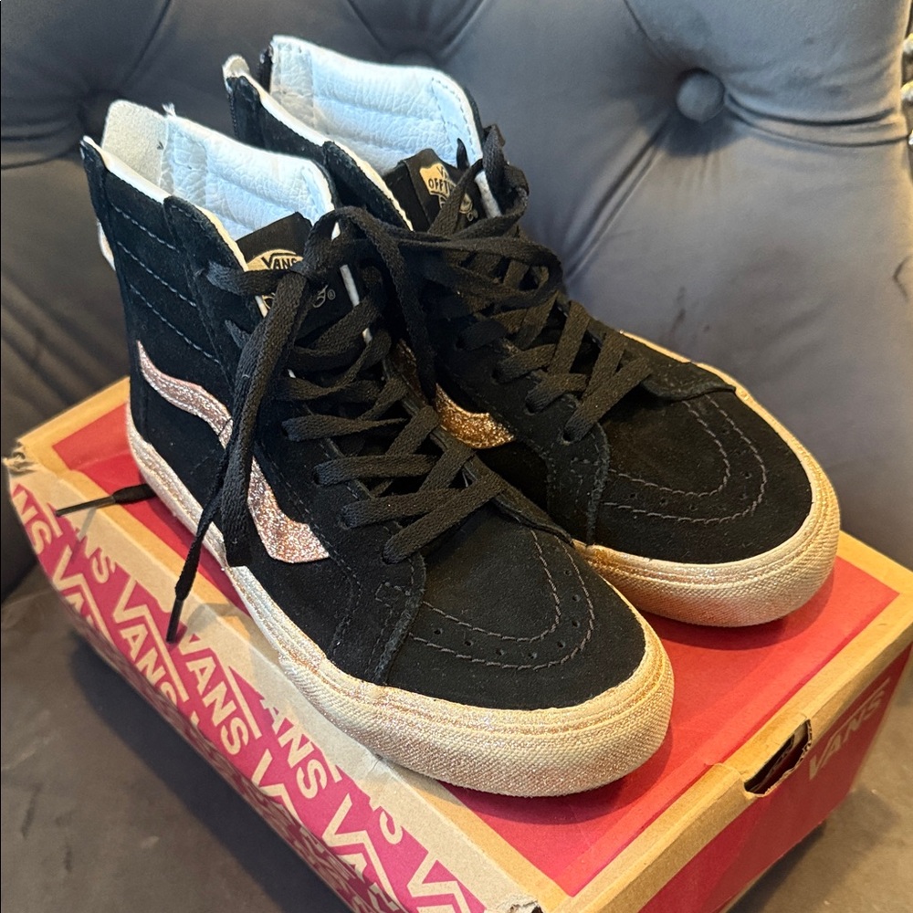 Vans Kids Party Glitter Sk8-Hi Zip Shoes (Black/Gold) - 1.5 Kids